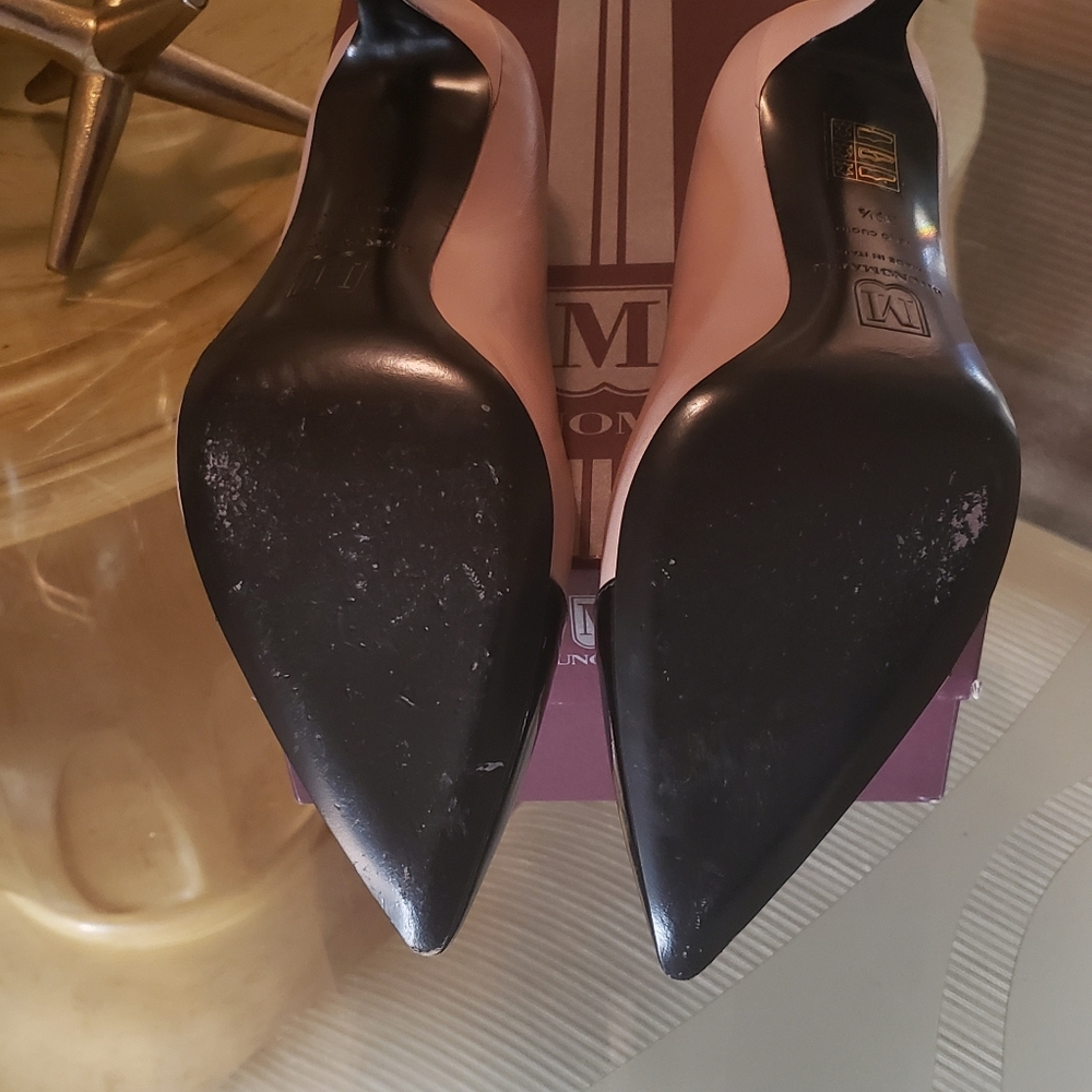 Shoes - Picture 2 of 3